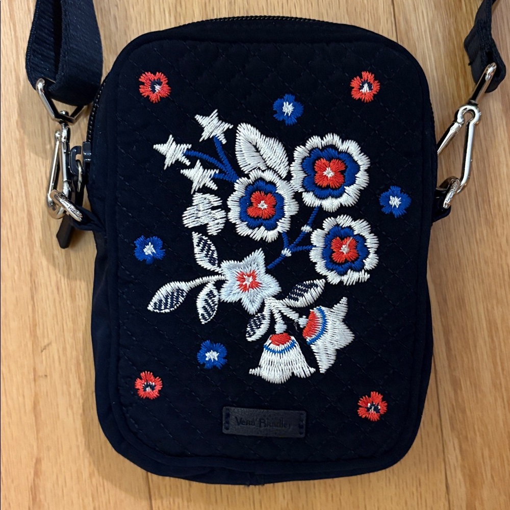 Vera Bradley Iconic Convertible Small Crossbody bag Navy embroidered flowers - Picture 14 of 15